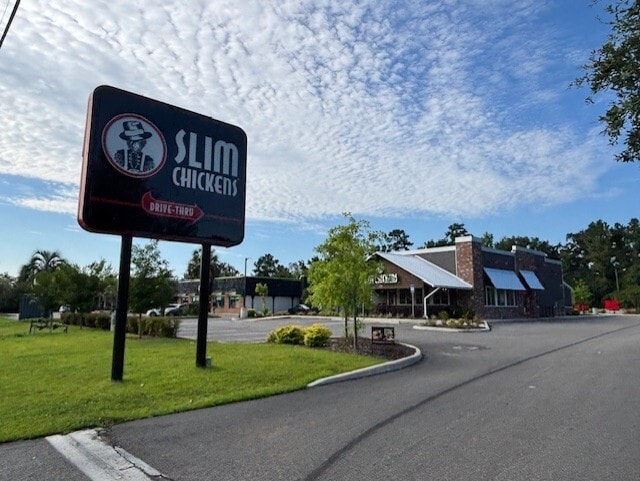 2329 Apalachee Pky, Tallahassee, FL for sale - Building Photo - Image 1 of 6