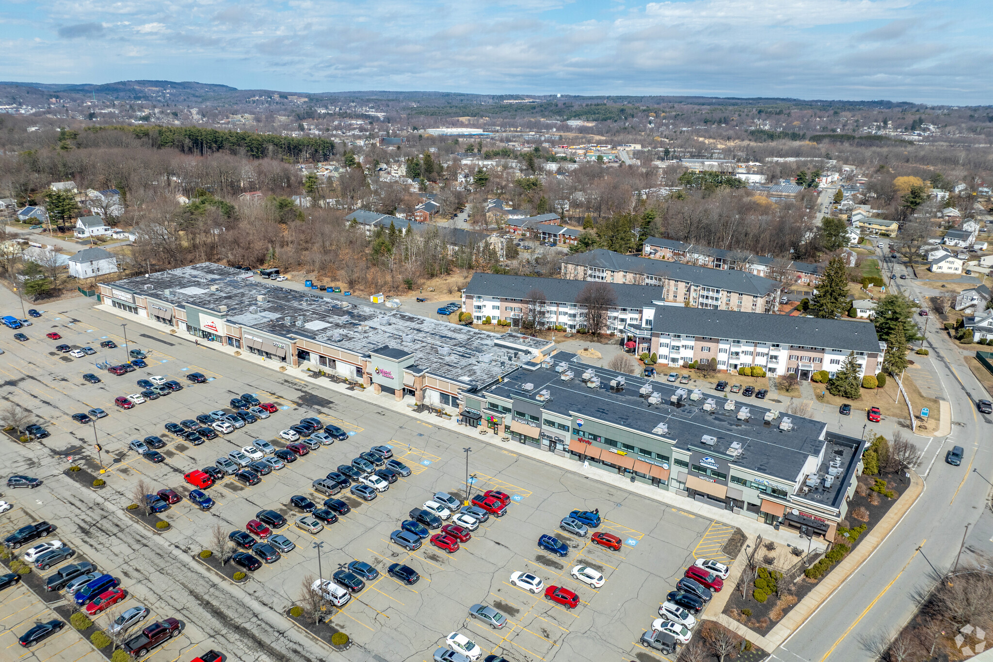 975 Merriam Ave, Leominster, MA for lease Primary Photo- Image 1 of 12