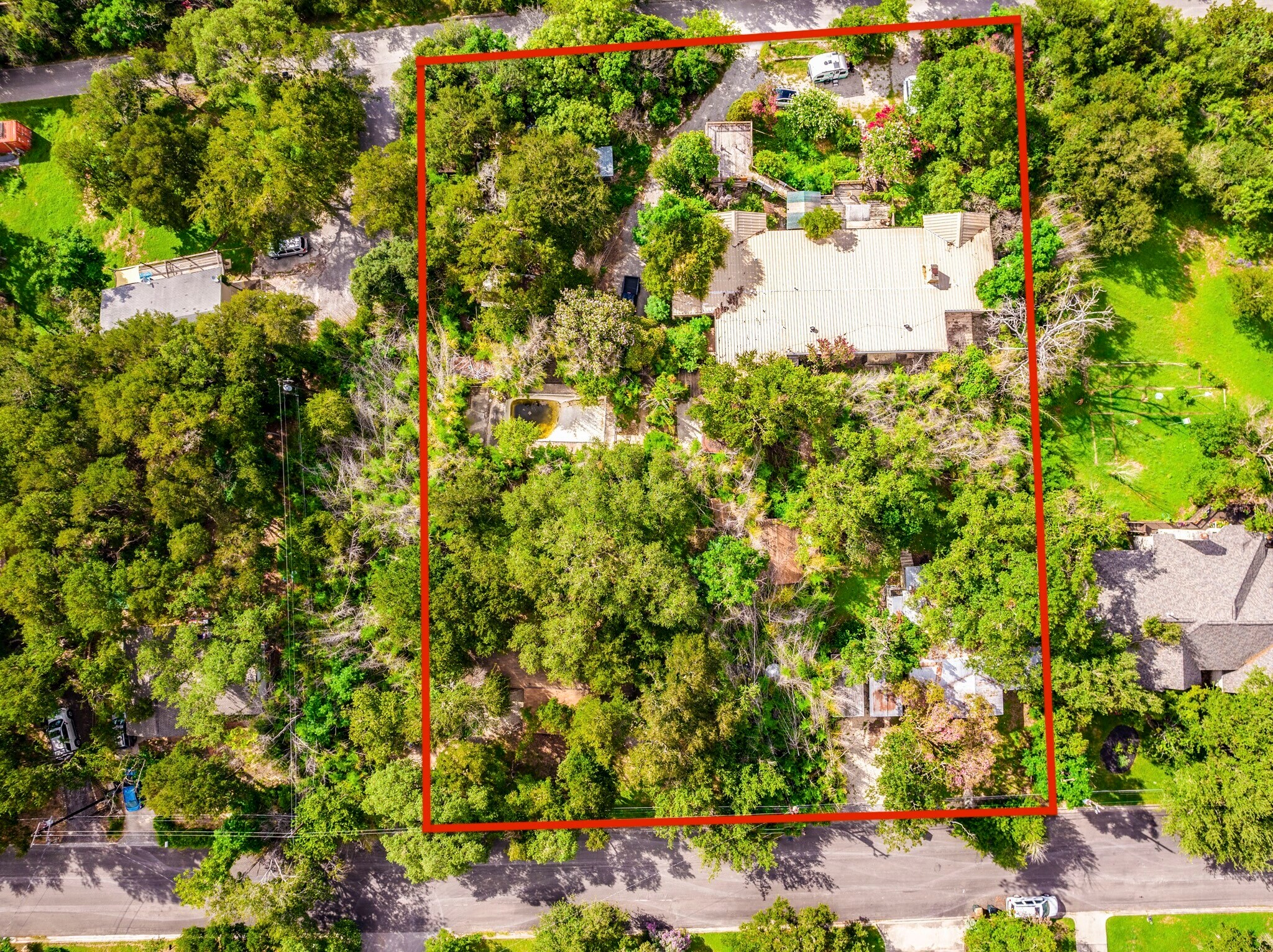 1000 Advance St portefeuille de 3 propriétés à vendre sur LoopNet.ca Aérien- Image 1 de 40