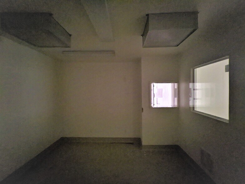 1214 W Burbank Blvd, Burbank, CA à louer - Photo intérieure - Image 3 de 13