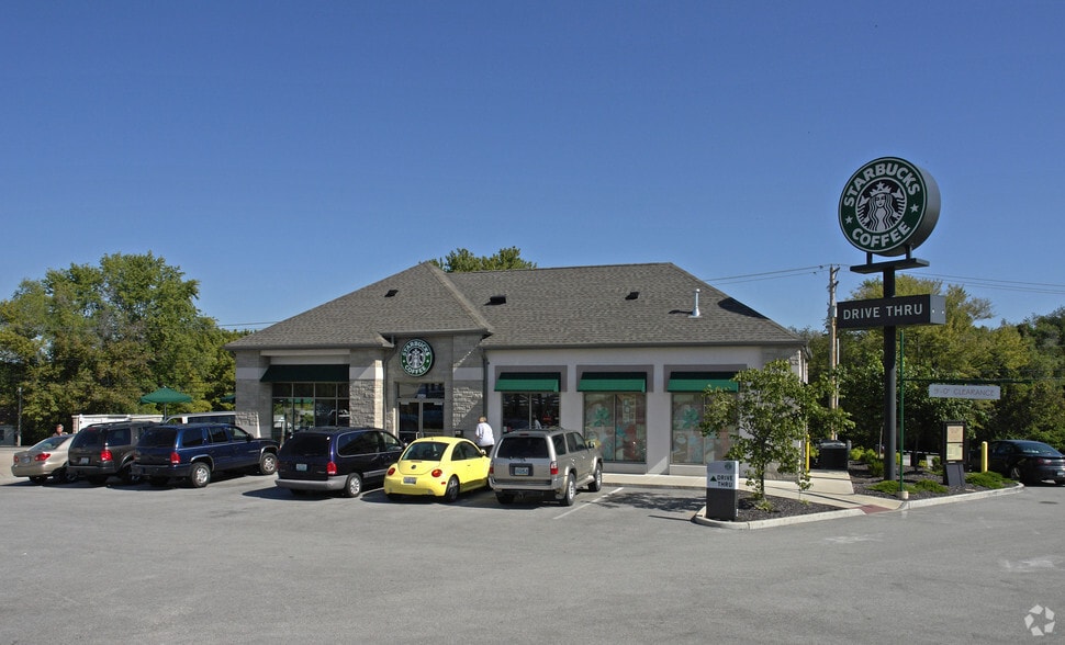 Investment Opportunity with 1.49 AC lot portfolio of 3 properties for sale on LoopNet.ca - Building Photo - Image 3 of 3