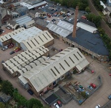Whieldon Rd, Stoke On Trent à louer Photo du bâtiment- Image 1 de 4