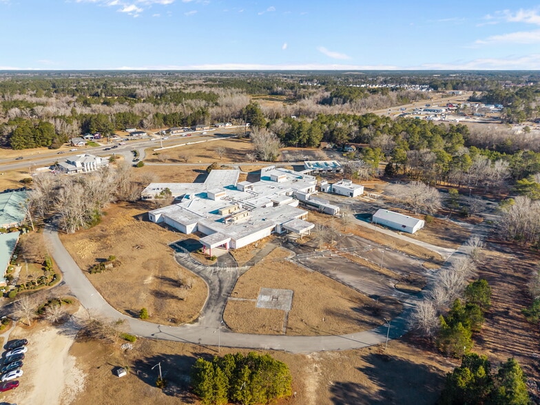 1 Medical Center Dr SW, Supply, NC for sale - Building Photo - Image 3 of 10