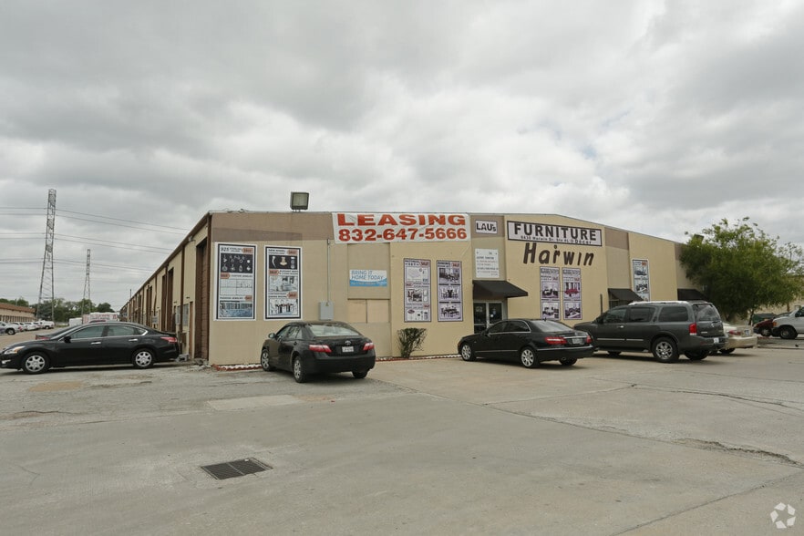 9450 Harwin Dr, Houston, TX for lease - Primary Photo - Image 2 of 7