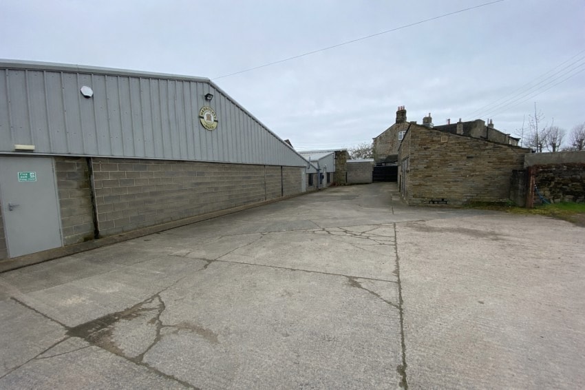 Crag Ln, Killinghall for lease Primary Photo- Image 1 of 3