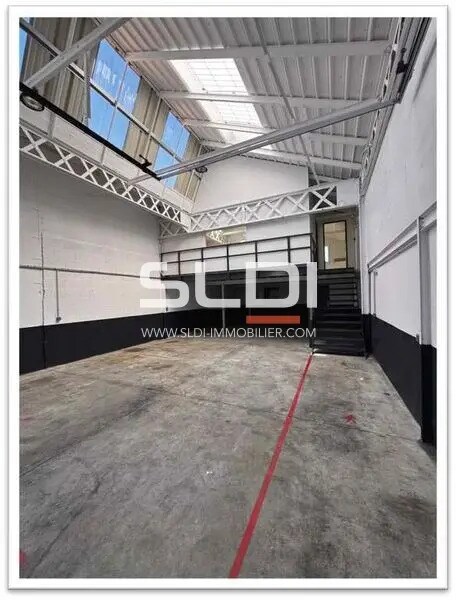 Bureau dans Vénissieux à louer Photo intérieure- Image 1 de 9