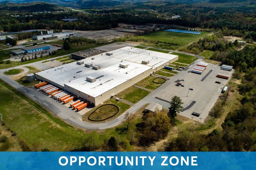 36 Precision Dr, North Springfield, VT à louer - Aérien - Image 3 de 7