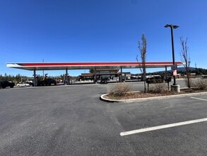 324 W Lancaster Rd, Hayden, ID for lease Building Photo- Image 2 of 12