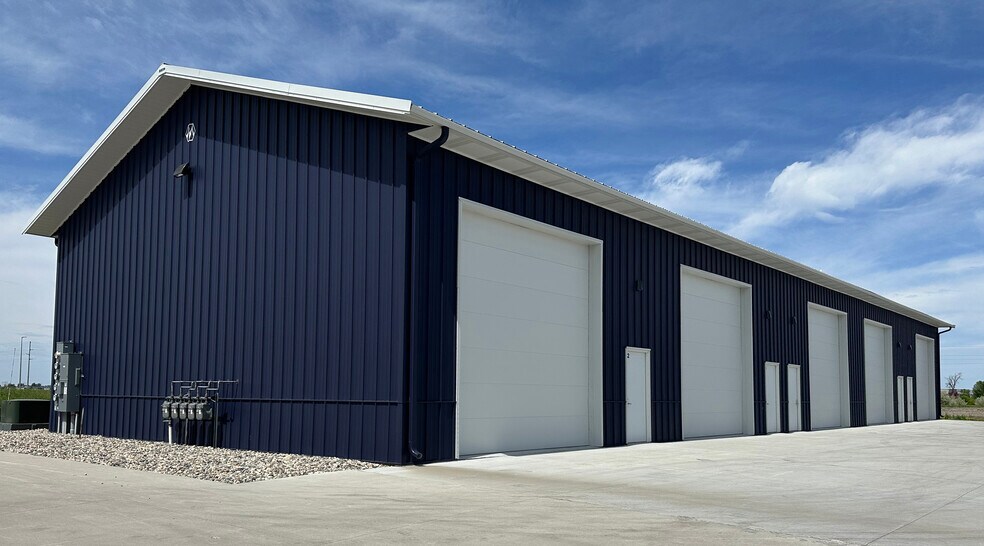 1820 Sheyenne Loop N, Fargo, ND à vendre - Photo du bâtiment - Image 2 de 2