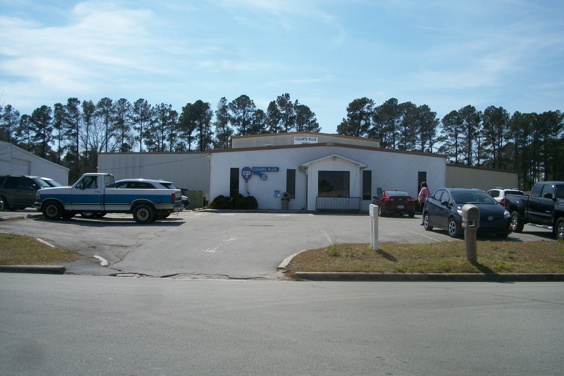 2911 Brunswick Ave, New Bern, NC à louer Photo principale- Image 1 de 36