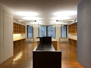 22 E 49th St, New York, NY for lease Interior Photo- Image 1 of 7