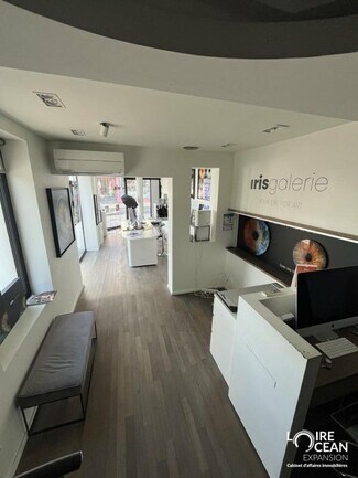 Plus de détails pour Bureau, Commerce de détail à louer