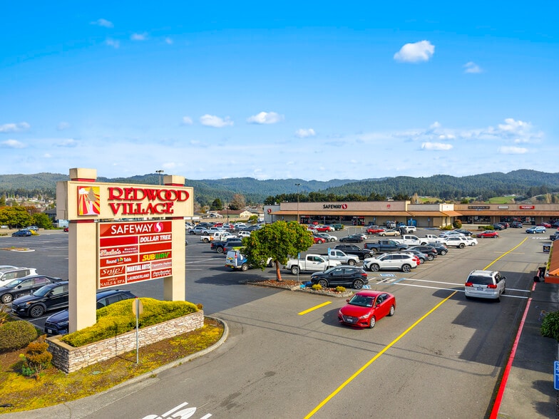 701-761 S Fortuna Blvd, Fortuna, CA for lease - Aerial - Image 1 of 10
