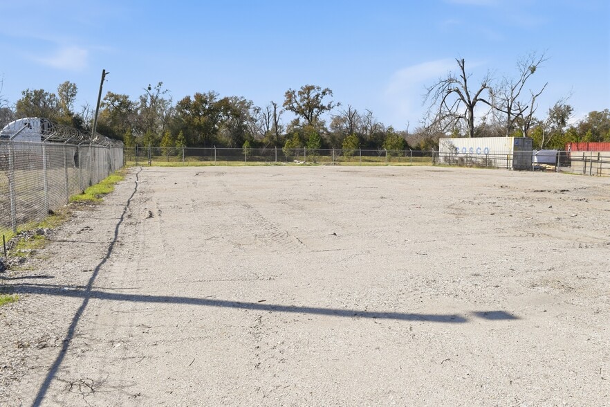 12115 West Dr, Cypress, TX for lease - Primary Photo - Image 1 of 47