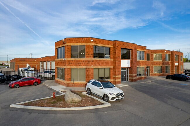 More details for 6950 Tomken Rd, Mississauga, ON - Industrial for Sale