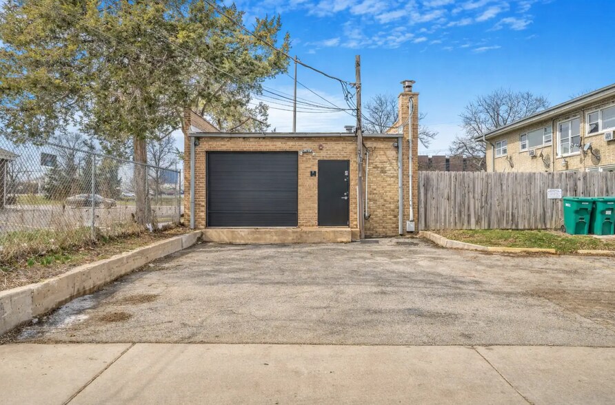 837 Mannheim Rd, Bellwood, IL à vendre - Photo principale - Image 1 de 15