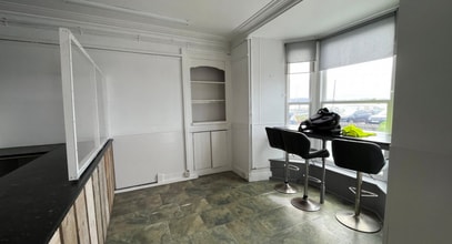 8 Glandovey Ter, Aberdovey for lease Interior Photo- Image 2 of 5