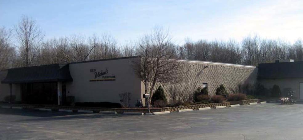 4140 S 108th St, Greenfield, WI for sale - Primary Photo - Image 1 of 5