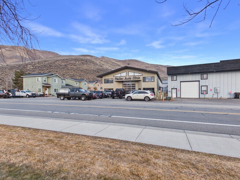 3930 Woodside Blvd, Hailey, ID à vendre - Photo du bâtiment - Image 1 de 18