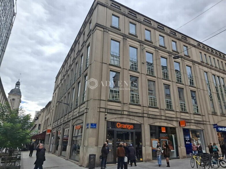 Office in Nancy for lease - Building Photo - Image 2 of 4