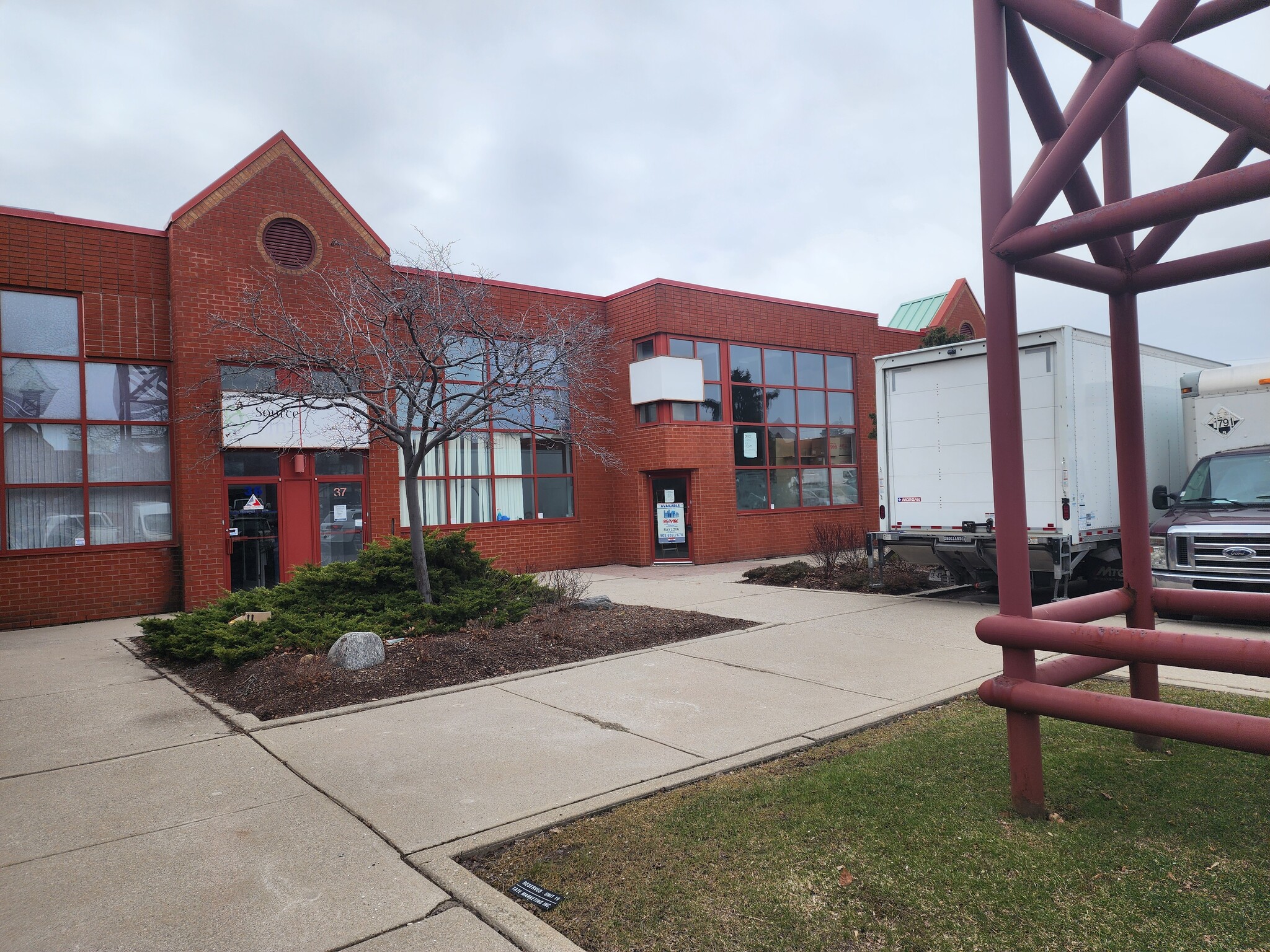 5100 S Service Rd, Burlington, ON for lease Interior Photo- Image 1 of 10