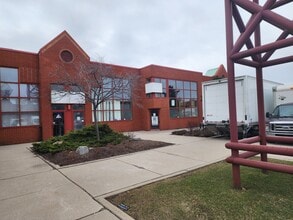 5100 S Service Rd, Burlington, ON for lease Interior Photo- Image 1 of 10