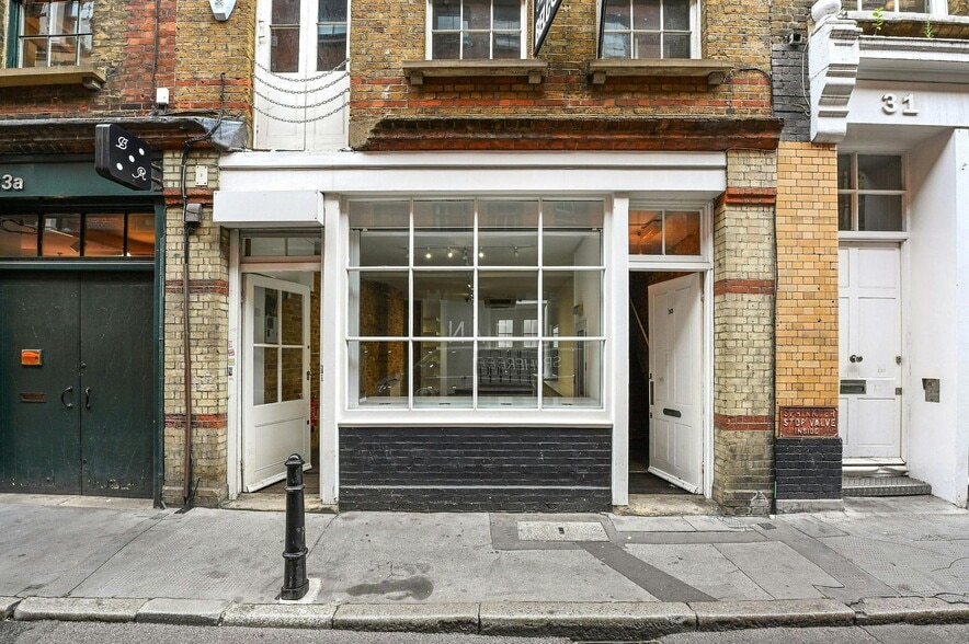 32 Charlotte Rd, London for lease - Building Photo - Image 2 of 3