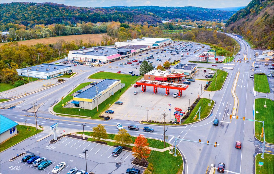 4th St, Huntingdon, PA for lease - Building Photo - Image 1 of 1