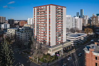 Plus de détails pour 11520 100 Av NW, Edmonton, AB - Multi-résidentiel à vendre