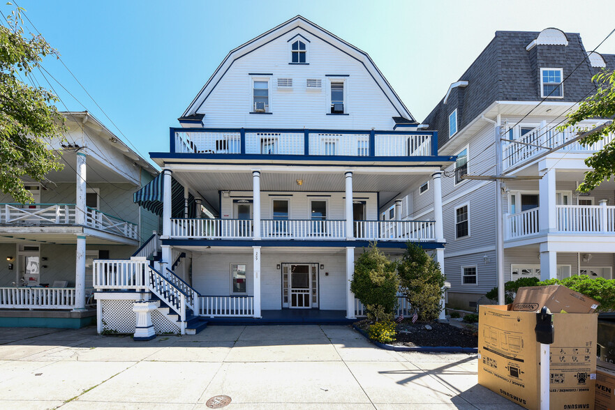 209 E Spencer Ave, Wildwood, NJ à vendre - Photo principale - Image 1 de 1