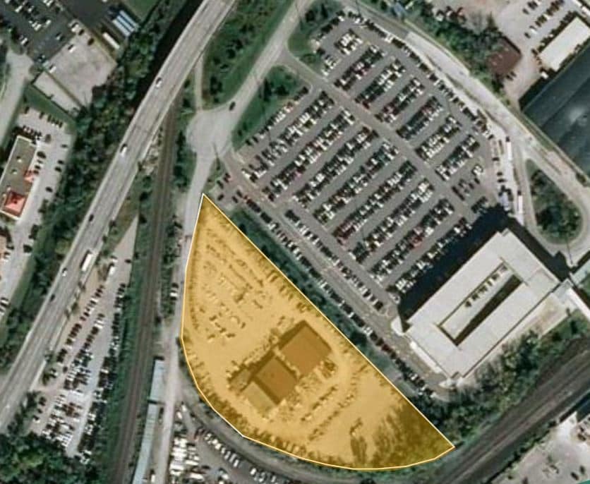 2090 Queensway Dr, Burlington, ON for lease Primary Photo- Image 1 of 2