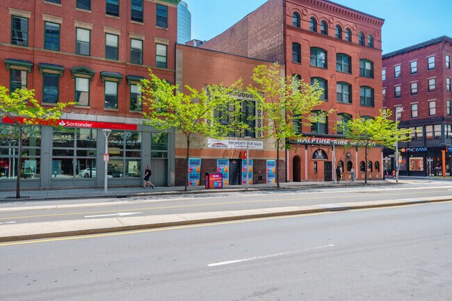 More details for 123 Causeway St, Boston, MA - Retail for Sale