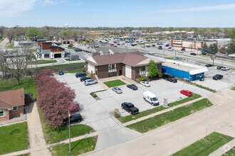 110 SE Grant St, Ankeny, IA - Aerial map view