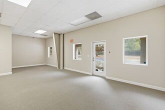 136 Beach City Rd, Hilton Head, SC à louer Photo intérieure- Image 2 de 16