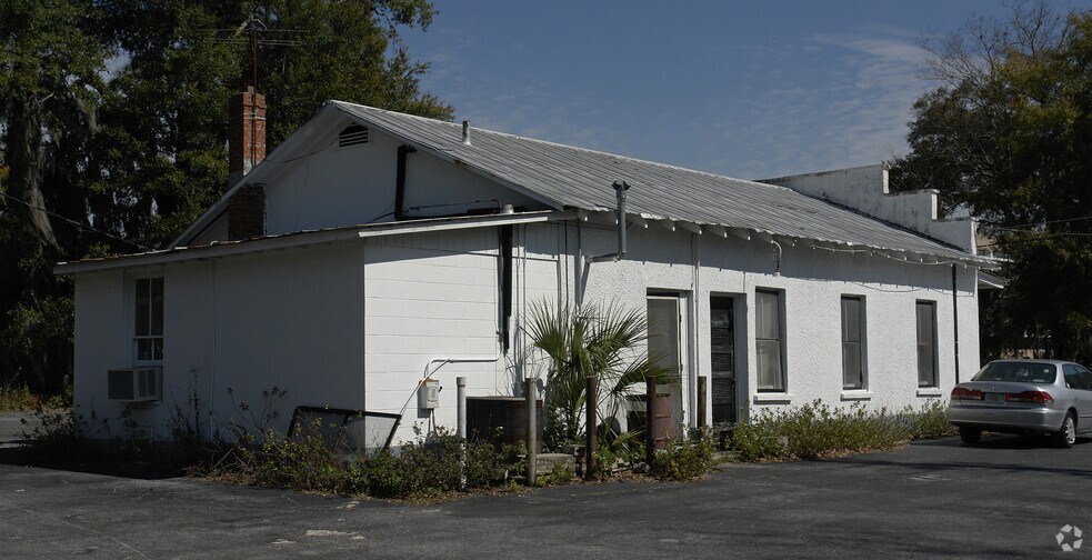 436 SE 2nd St, Gainesville, FL à louer - Photo du bâtiment - Image 2 de 12