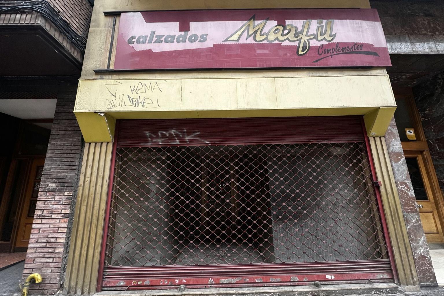 Miguel Servet, 26, Zaragoza, Zaragoza for lease Building Photo- Image 1 of 19