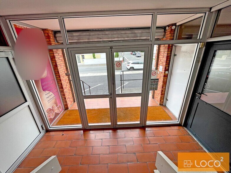184 Avenue Antoine De Saint Exupéry, Toulouse à louer - Hall d’entrée - Image 1 de 3