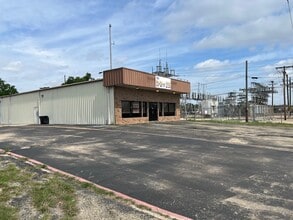 1705 Florence Rd, Killeen, TX for lease Building Photo- Image 2 of 14