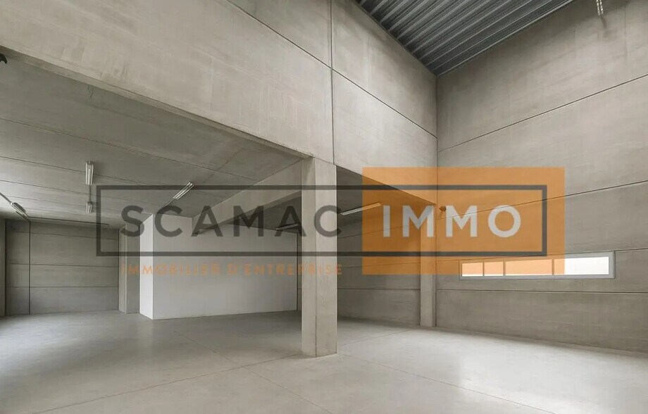 Flex in Bussy-Saint-Georges for sale - Building Photo - Image 1 of 10