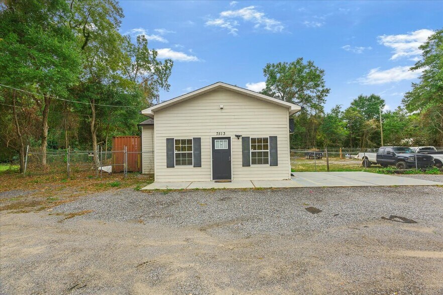 7513 Highway 90, Milton, FL à vendre - Photo du bâtiment - Image 2 de 21
