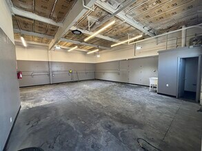 1250 Norman Ave, Santa Clara, CA à louer Photo intérieure- Image 1 de 4