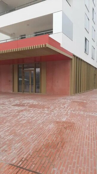 Plus de détails pour 37 Avenue Jean Moulin, Toulouse - Commerce de détail à vendre