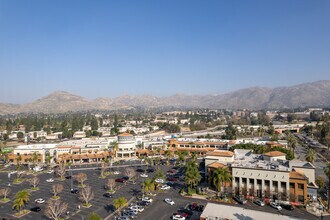 1201 University Ave, Riverside, CA - Aérien  Vue de la carte