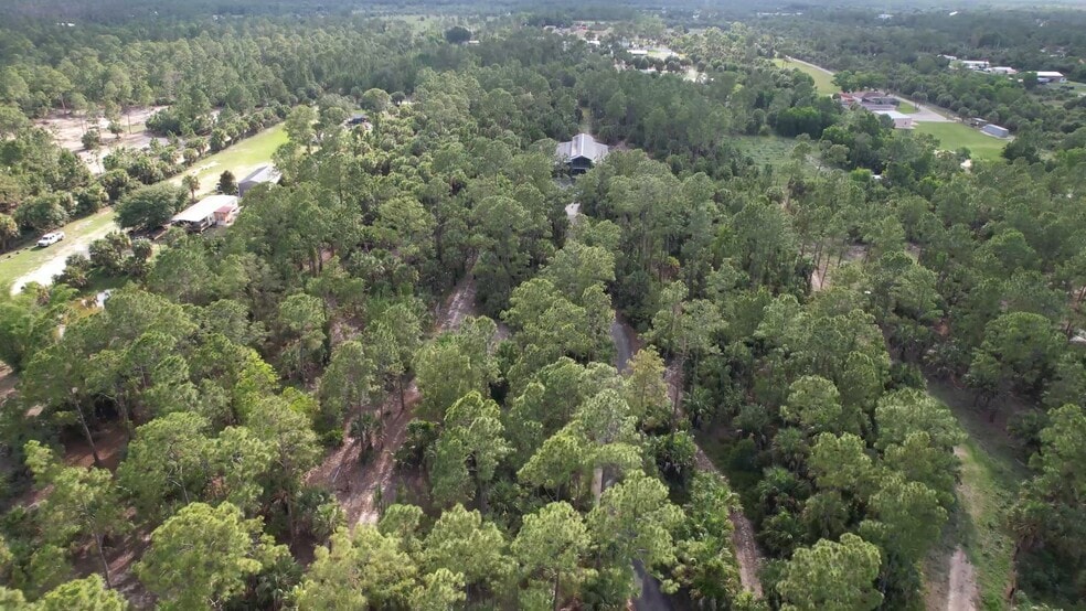 1301 Ivy Way, Naples, FL for sale - Commercial Listing Video - Image 2 of 40