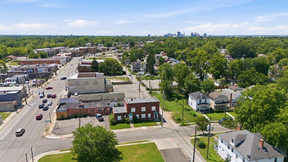 2575 Cleveland Ave, Columbus, OH for sale - Building Photo - Image 3 of 19
