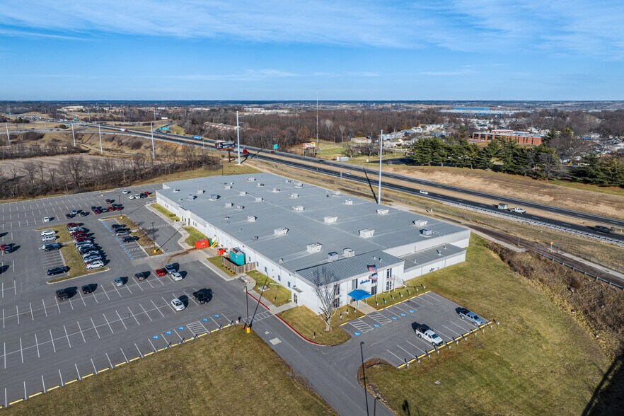 4315 Pickett Rd, Saint Joseph, MO à louer - Photo du bâtiment - Image 2 de 4