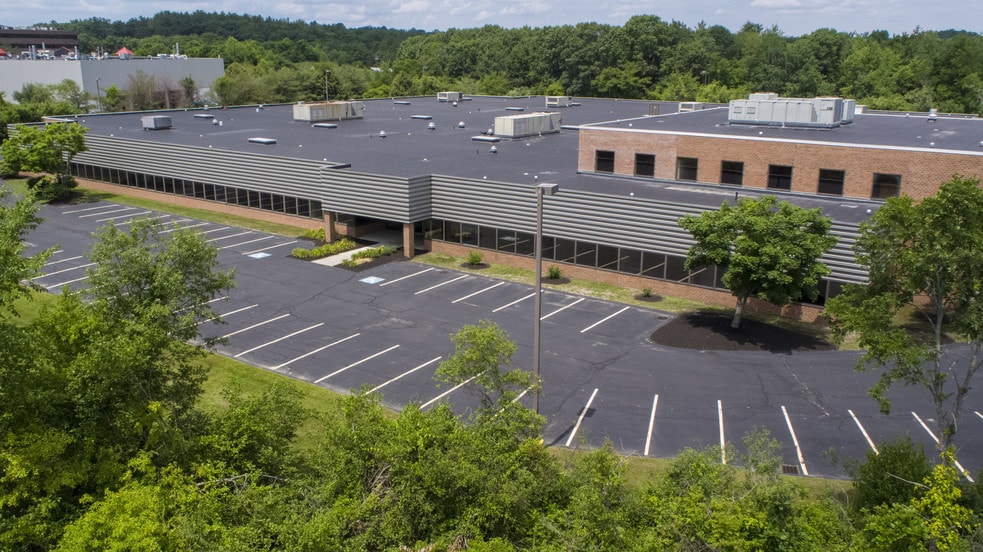 554 Clark Rd, Tewksbury, MA for lease - Building Photo - Image 1 of 8