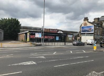 77 Otley Rd, Shipley à vendre Photo principale- Image 1 de 2