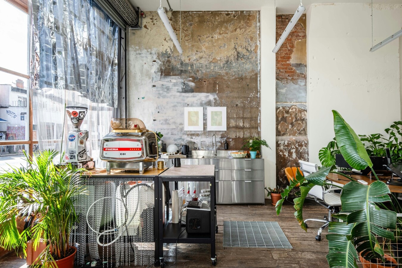 489-497 Hackney Rd, London, LND E2 9ED - Unit 493-495 -  - Interior Photo - Image 1 of 14