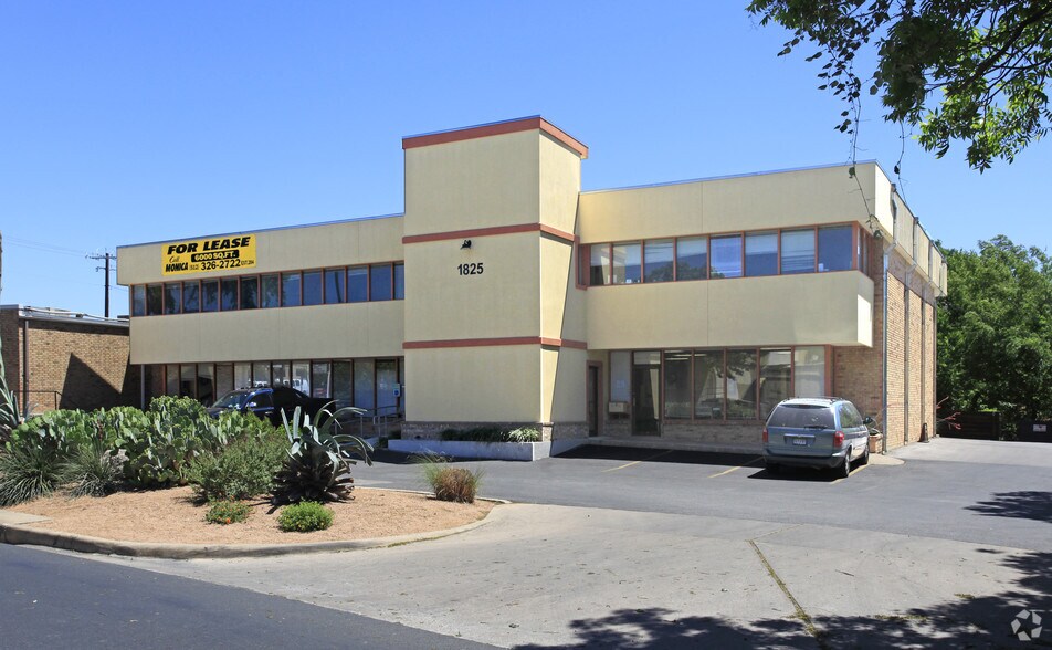 1825 38th 1/2 St, Austin, TX à louer - Photo principale - Image 1 de 3